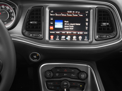 2016 Dodge Challenger R/T Shaker