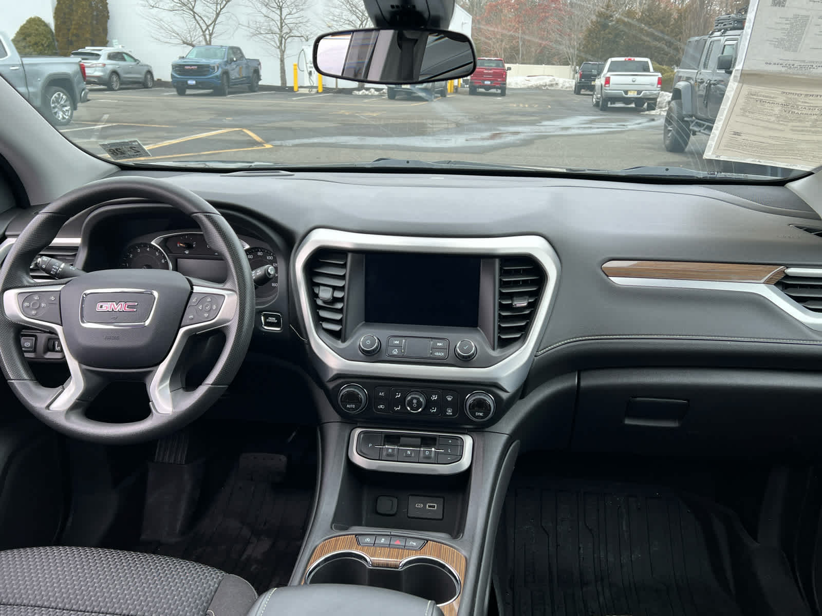 2023 GMC Acadia SLE