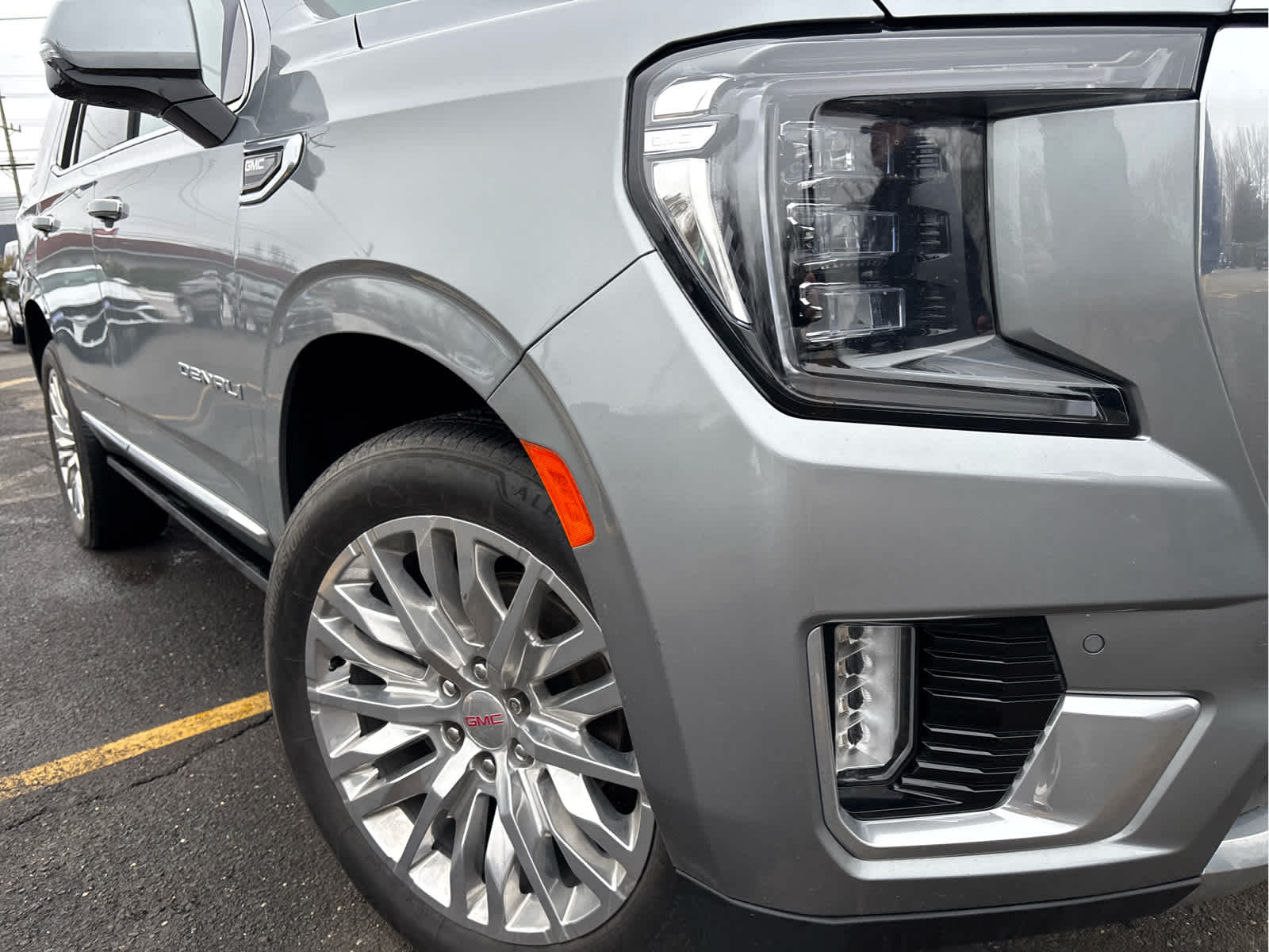 2023 GMC Yukon Denali
