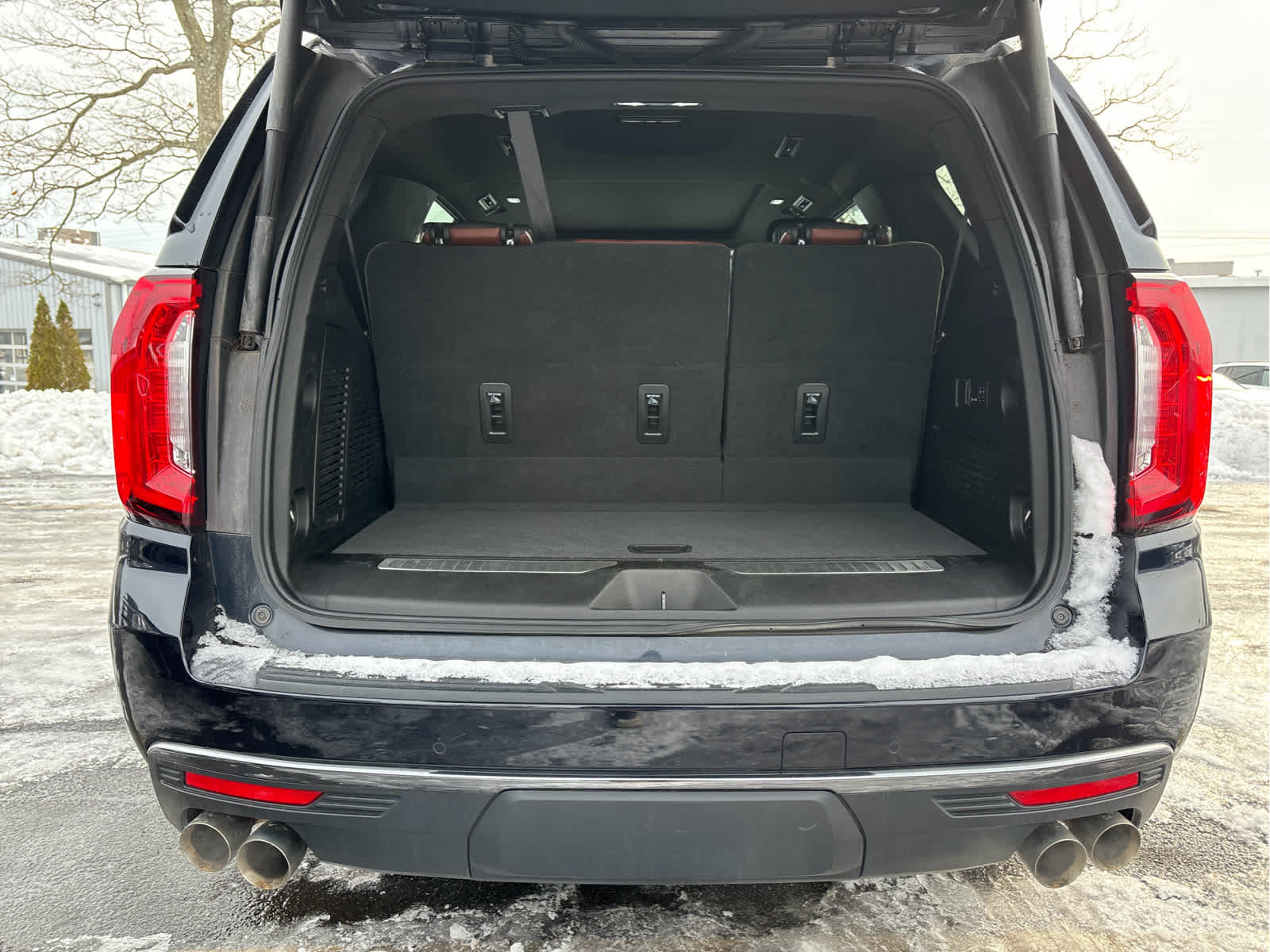 2023 GMC Yukon Denali Ultimate