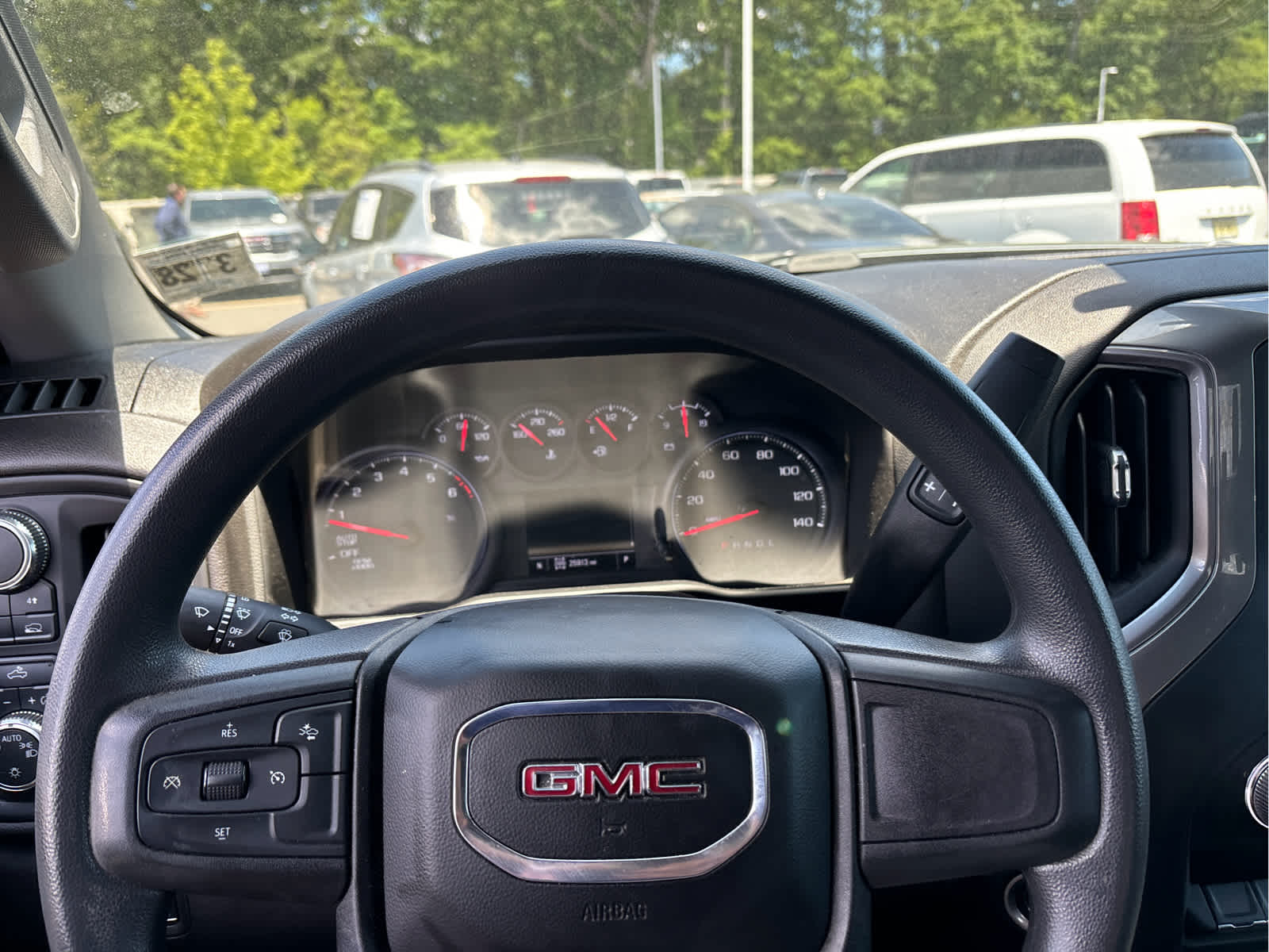 2023 GMC Sierra 1500 Pro