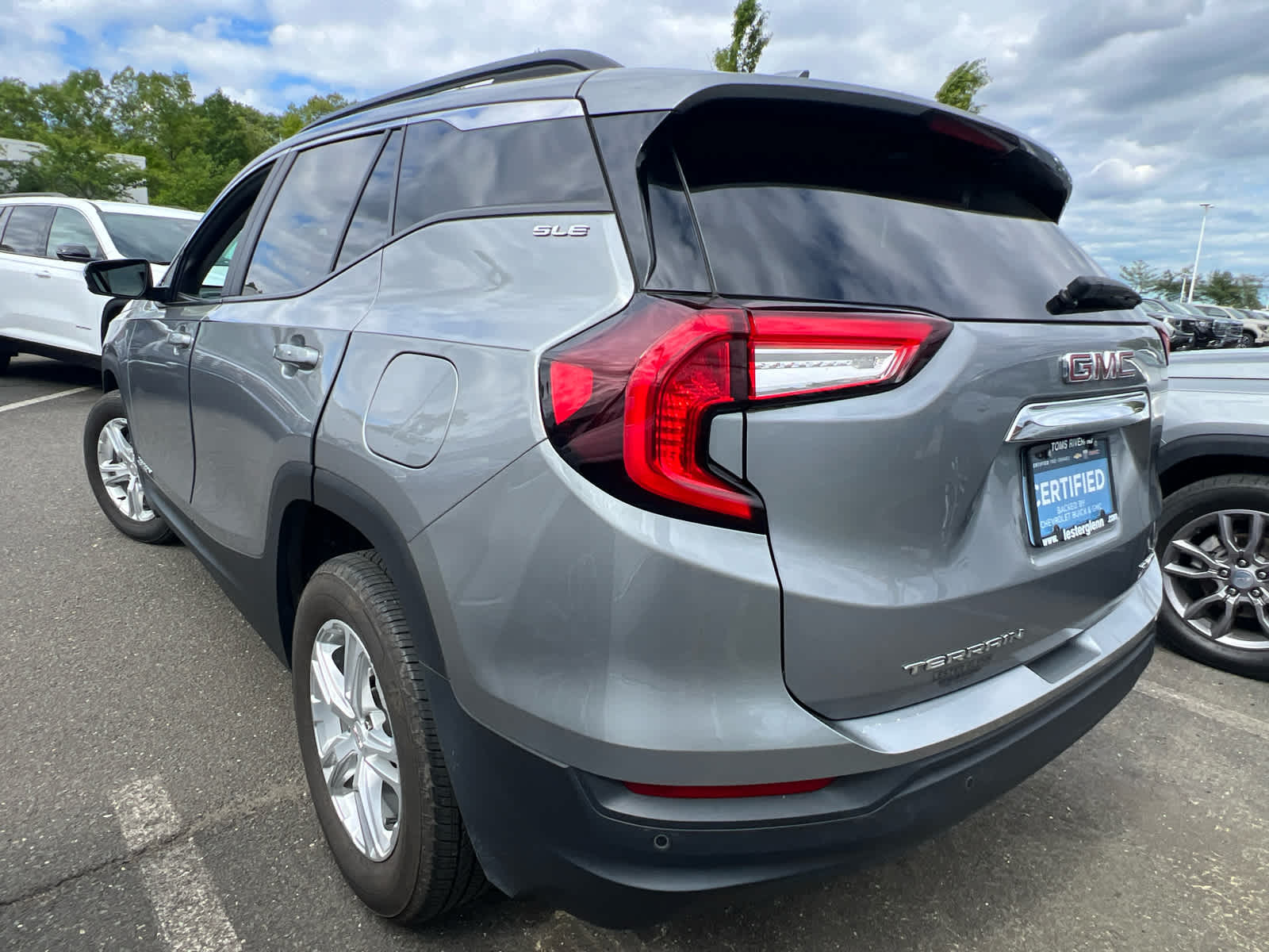 2023 GMC Terrain SLE