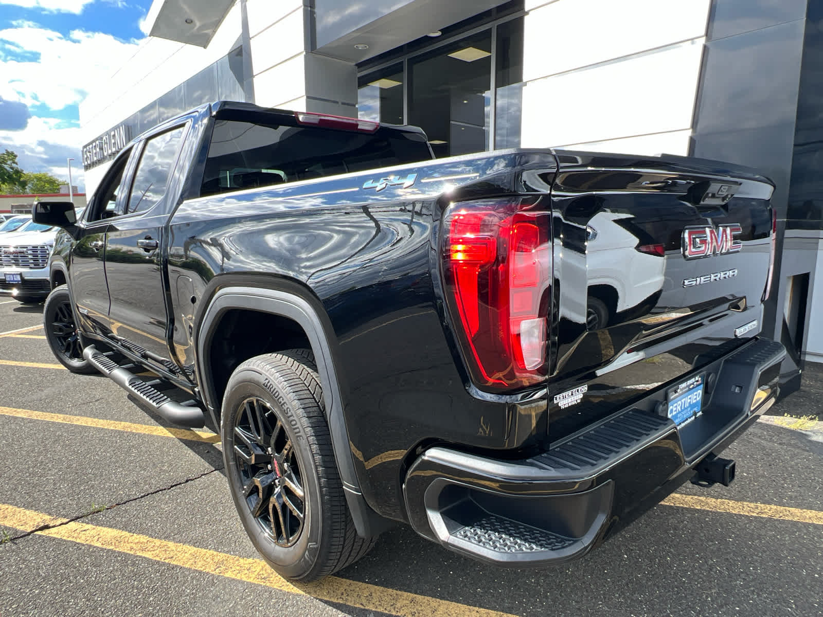 2024 GMC Sierra 1500 Elevation