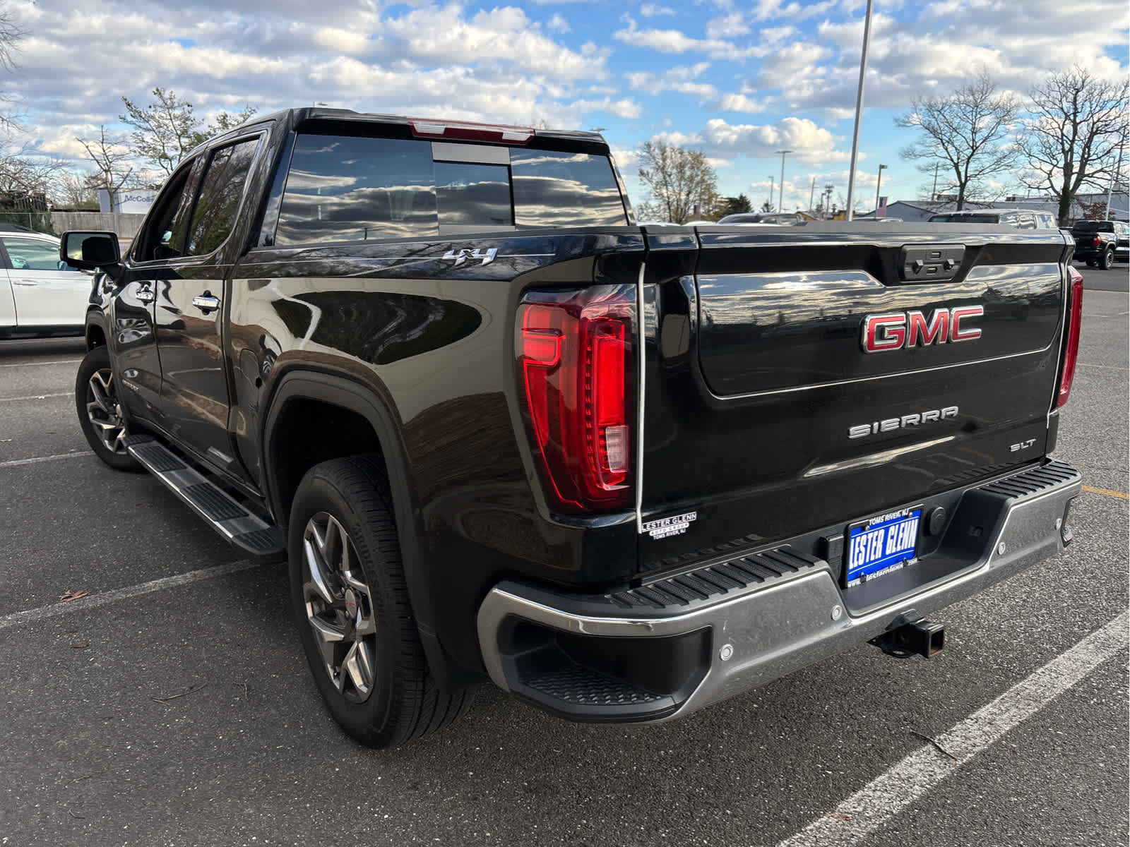 2024 GMC Sierra 1500 SLT