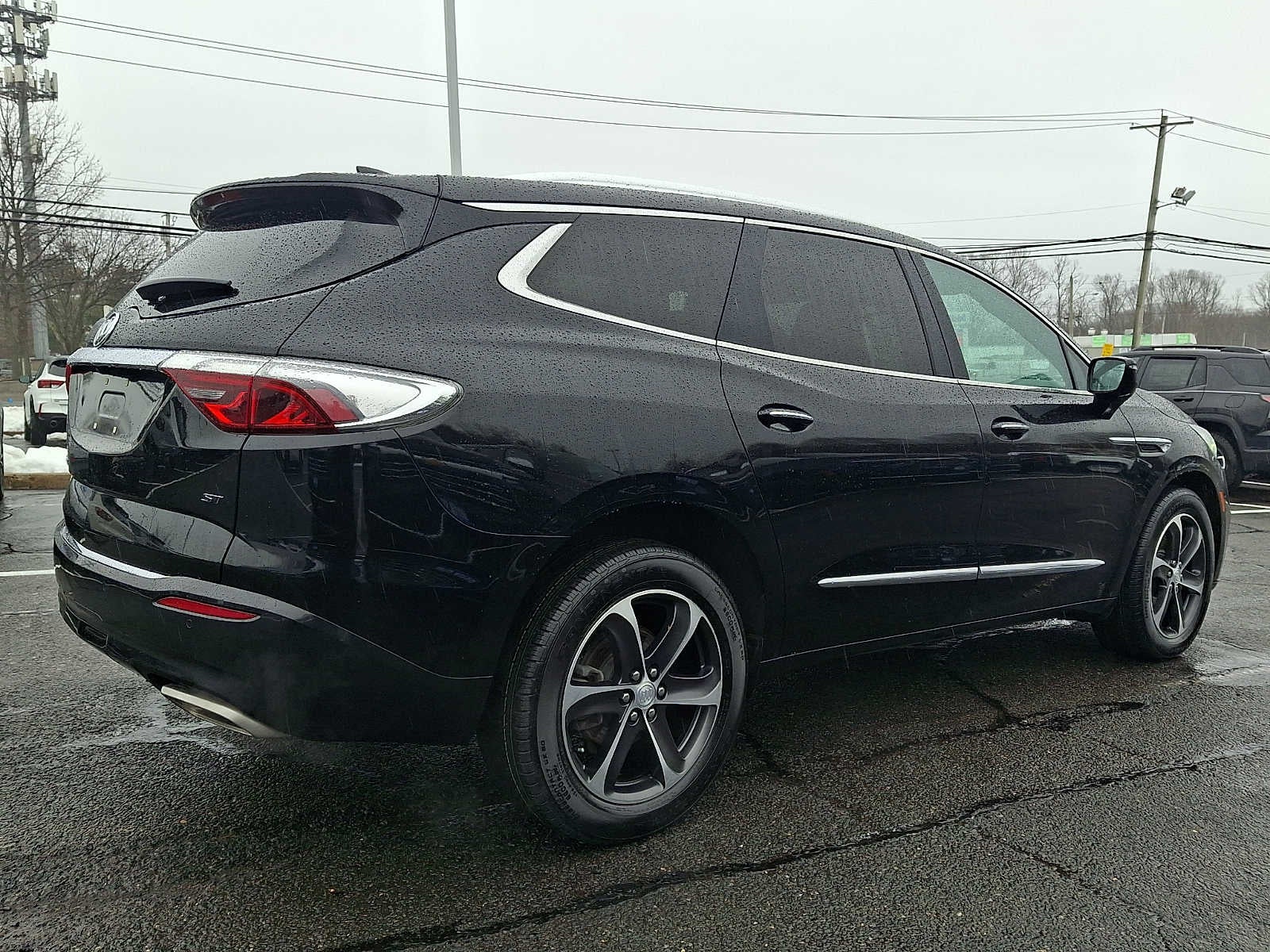 2022 Buick Enclave Essence
