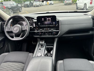 2023 Nissan Pathfinder SV 4WD