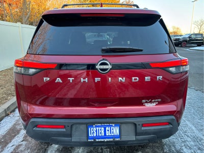 2022 Nissan Pathfinder SV