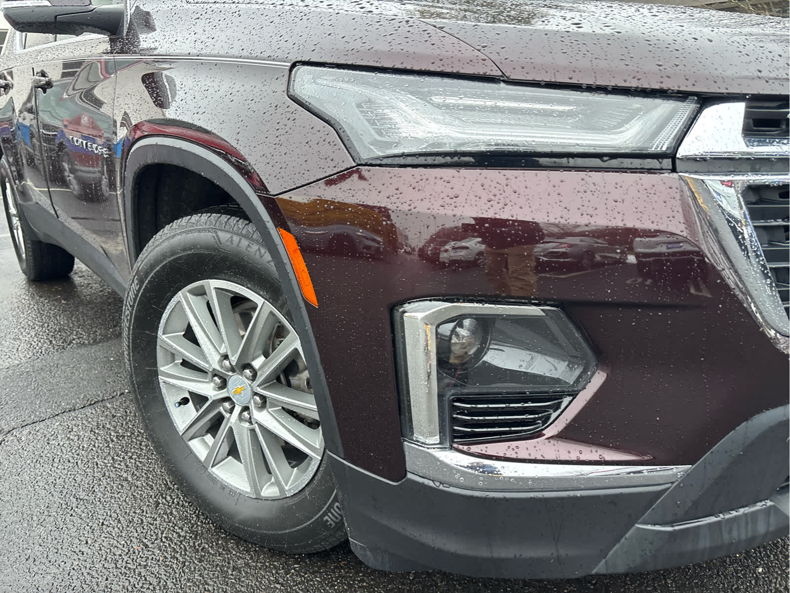 2023 Chevrolet Traverse LT Cloth