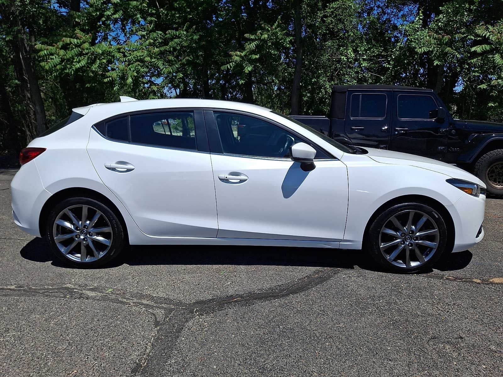 2018 Mazda Mazda3 5-Door Grand Touring