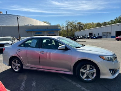 2014 Toyota Camry SE