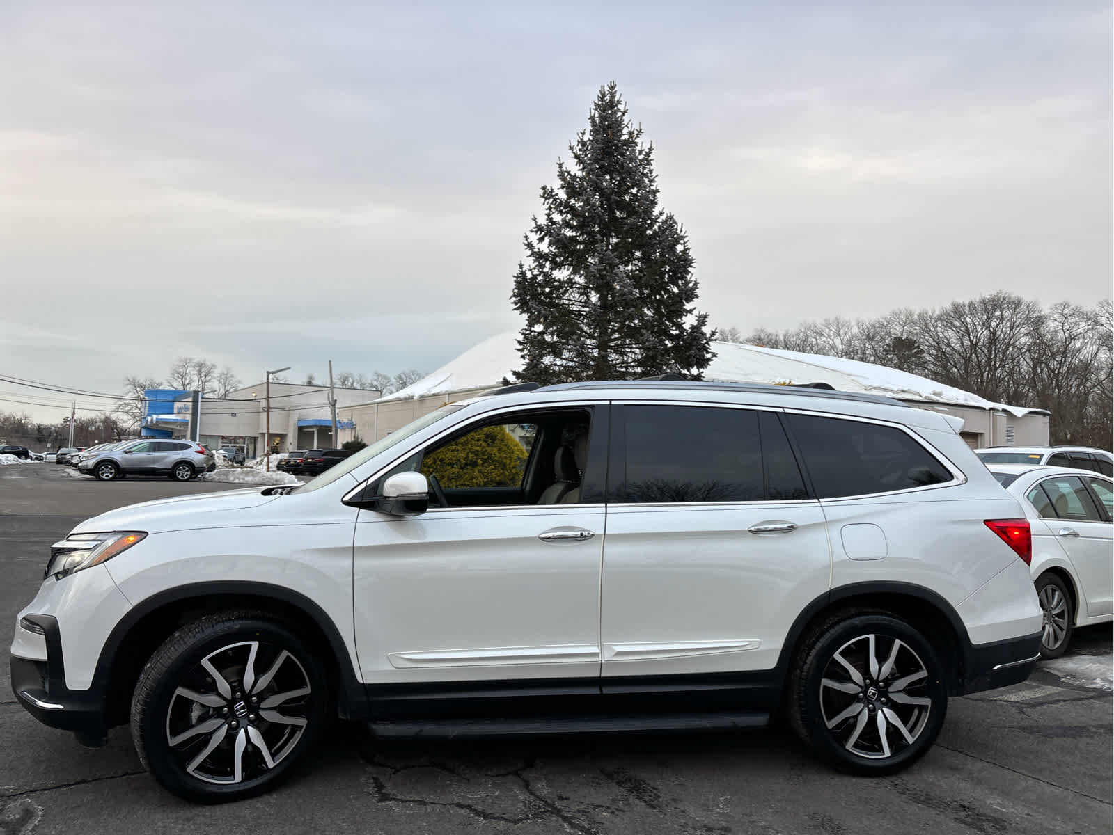 2022 Honda Pilot Touring 8-Passenger