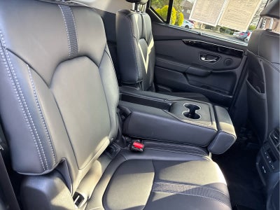2023 Honda Pilot EX-L 8 Passenger