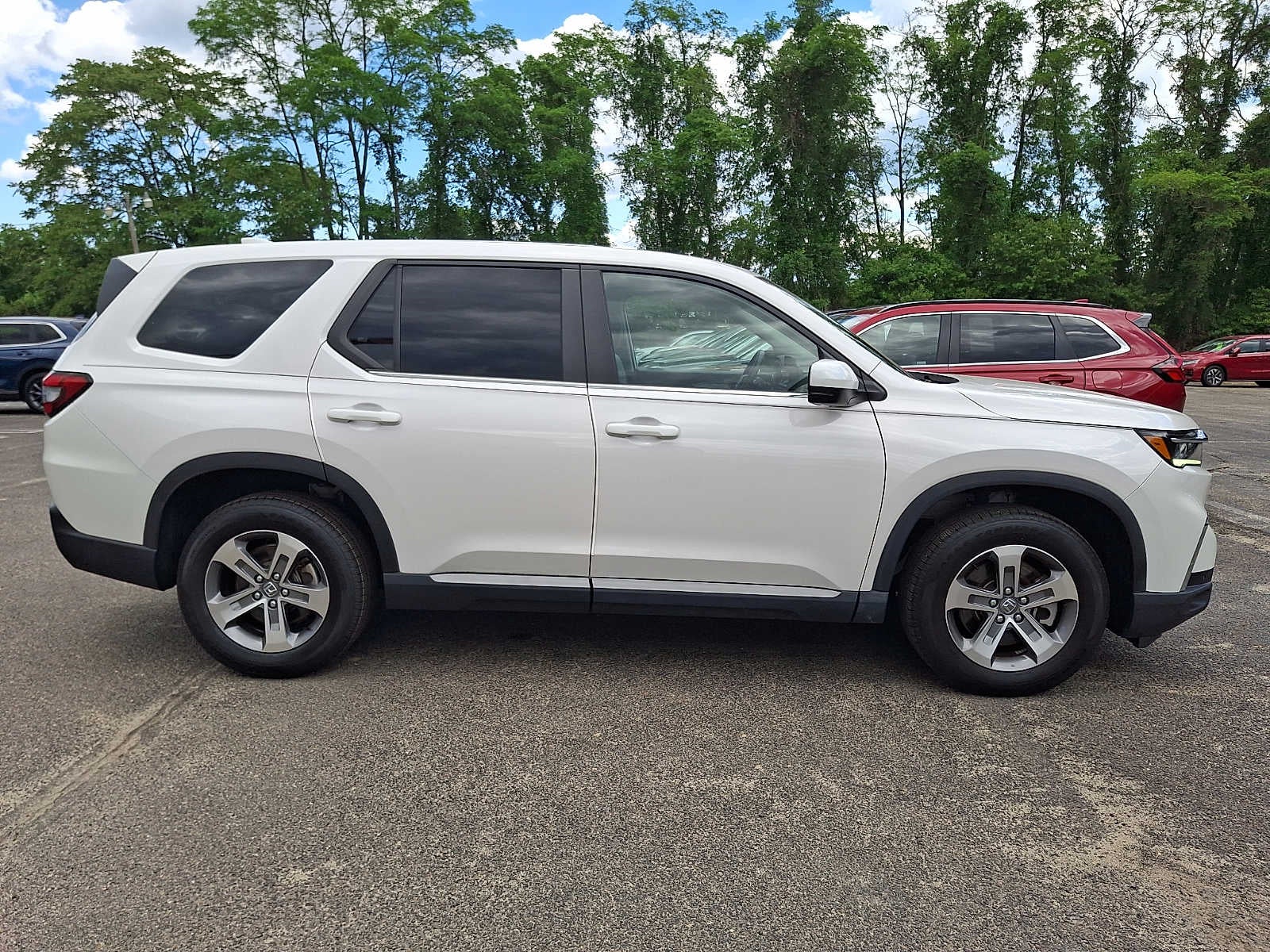 2023 Honda Pilot EX-L 8 Passenger