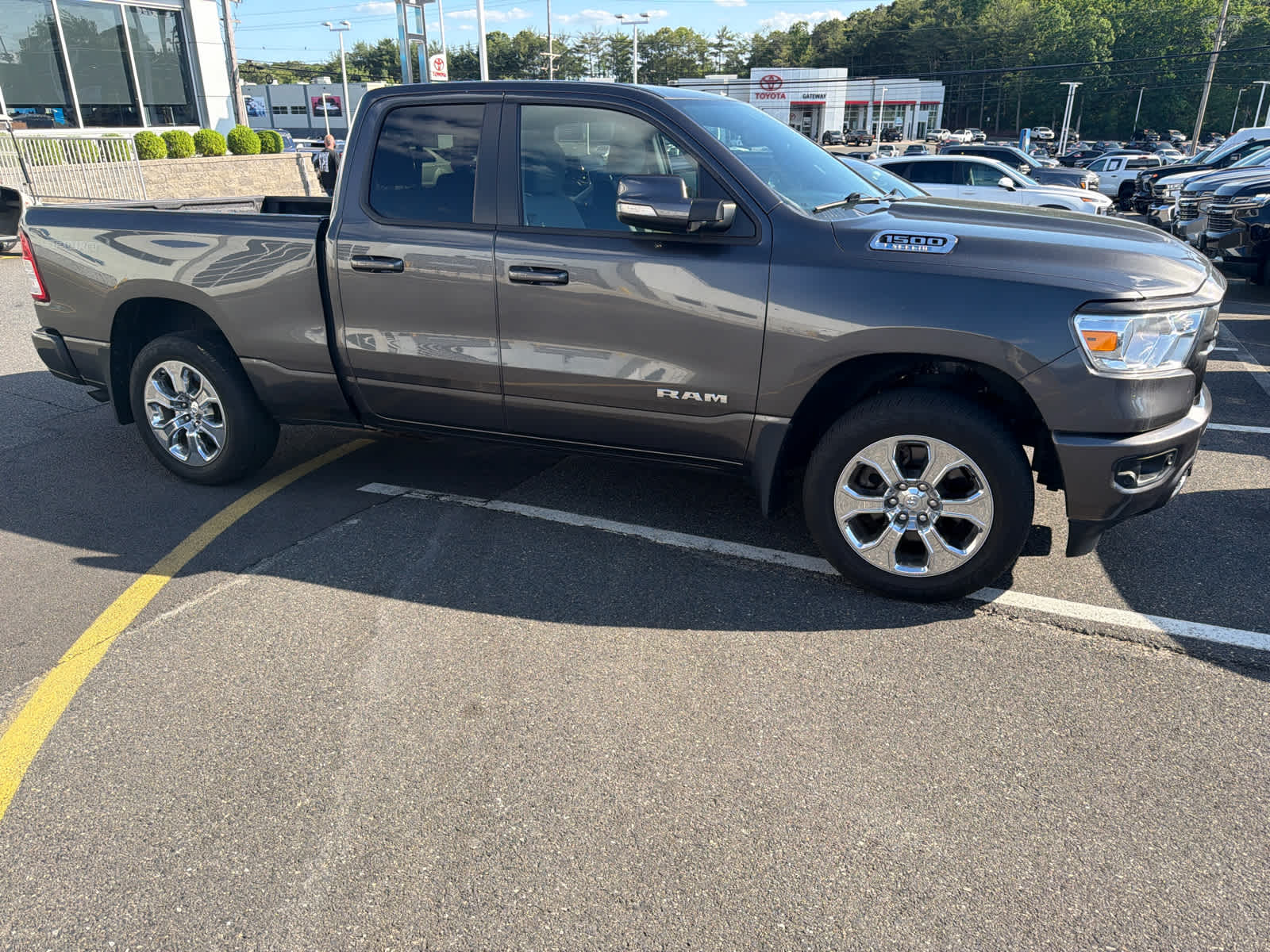 2022 RAM 1500 Big Horn Quad Cab 4x4 6'4" Box