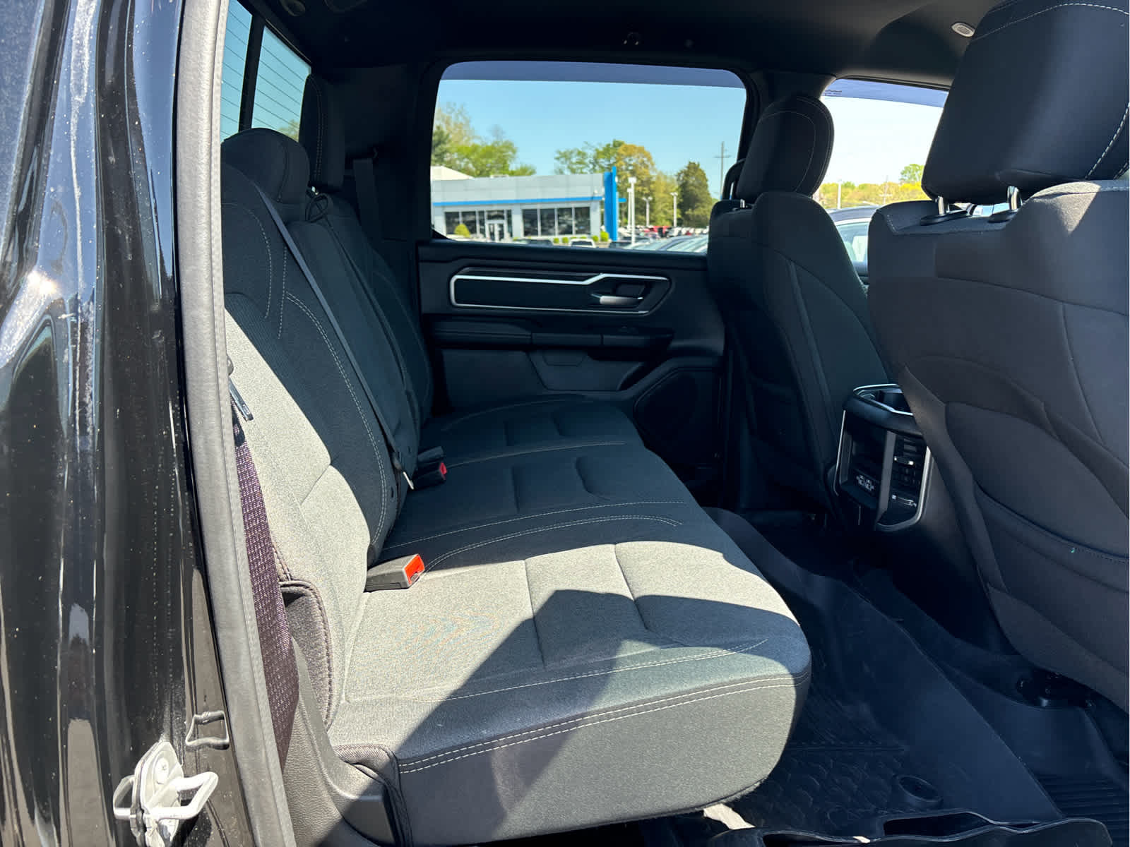 2023 RAM 1500 Big Horn Crew Cab 4x4 5'7" Box