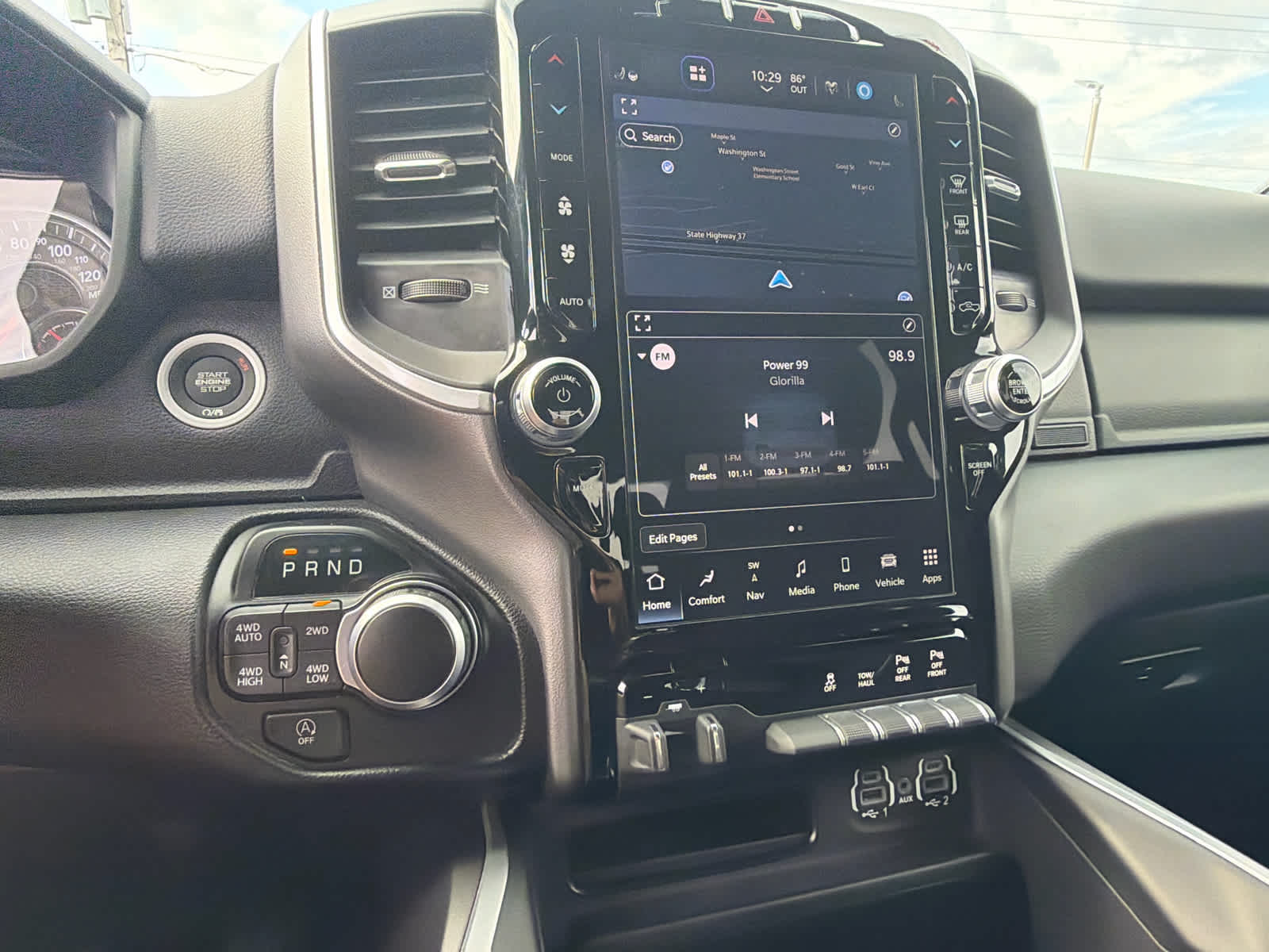 2023 RAM 1500 Big Horn Crew Cab 4x4 5'7" Box