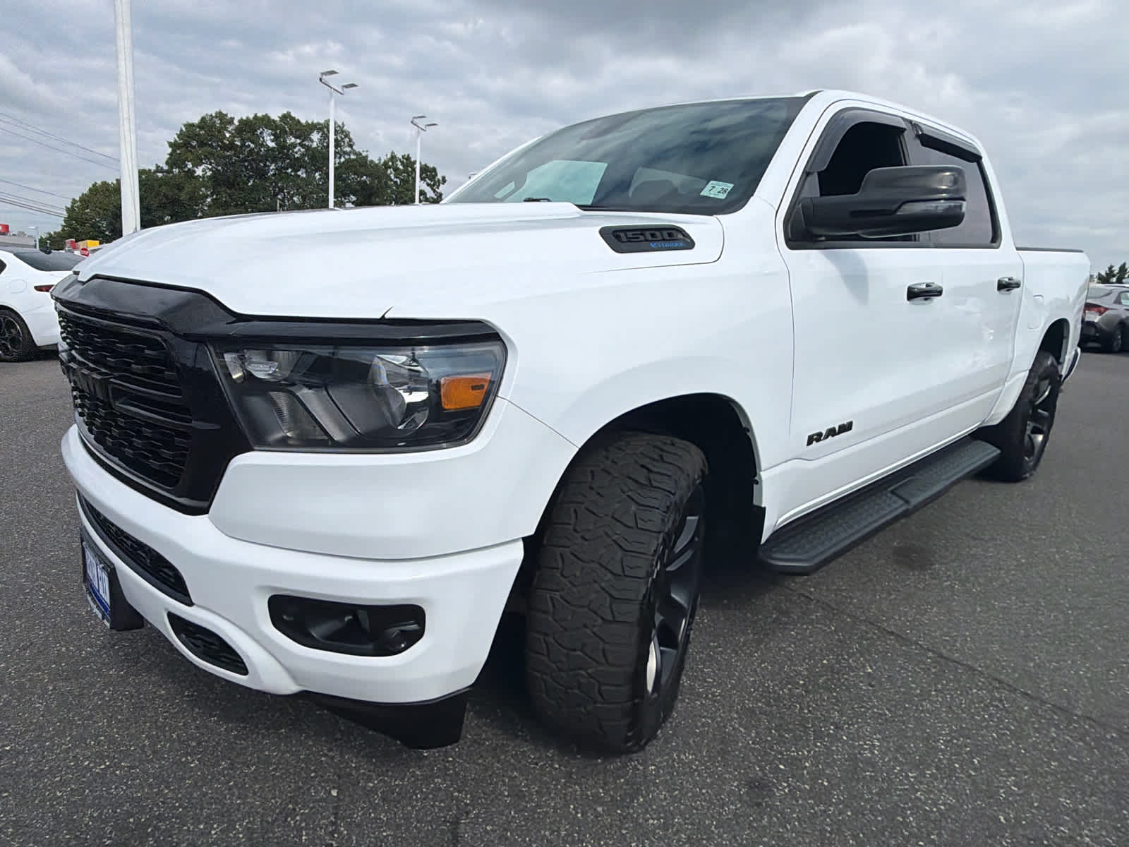 2023 RAM 1500 Big Horn Crew Cab 4x4 5'7" Box