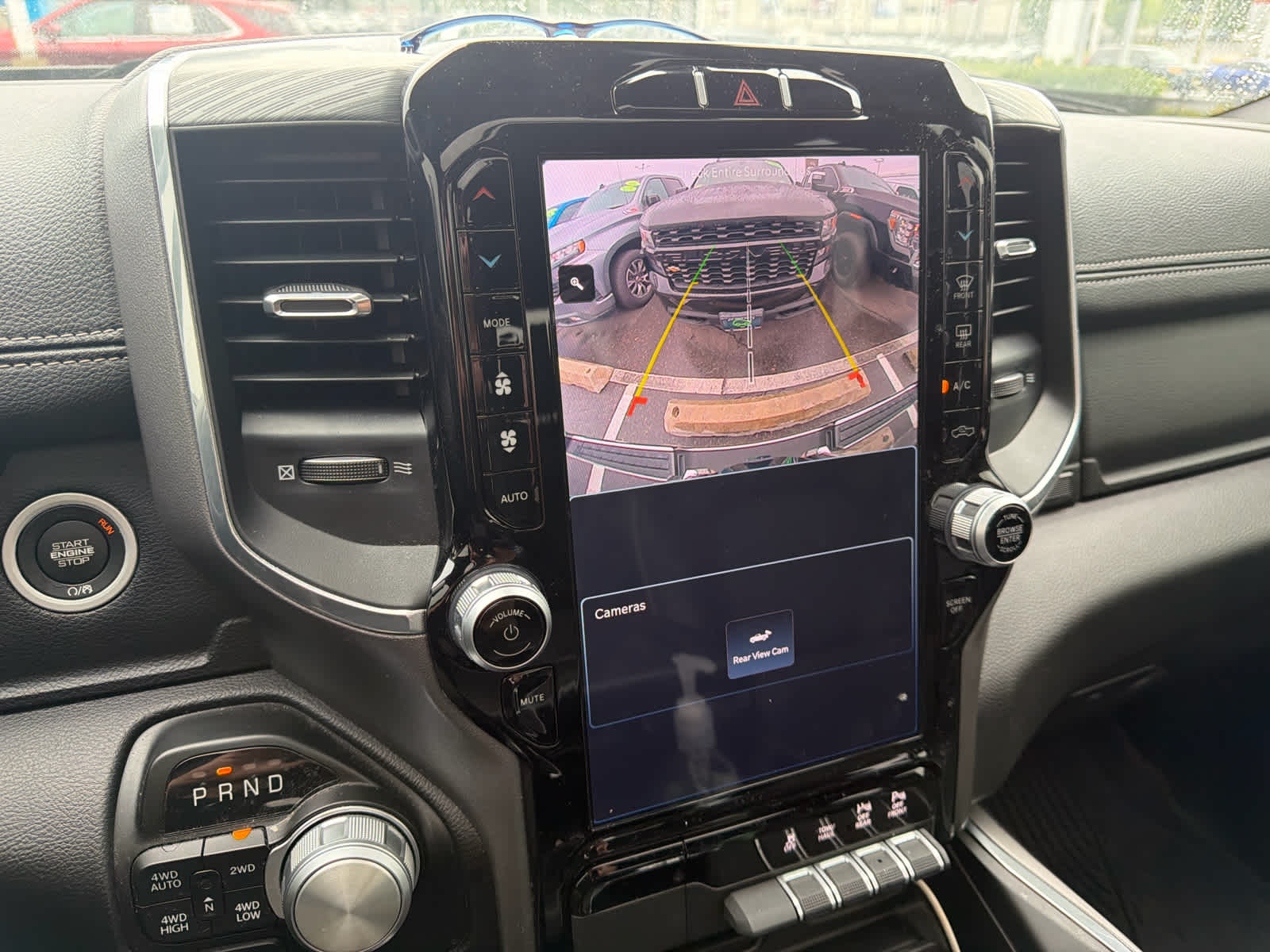 2023 RAM 1500 Laramie Crew Cab 4x4 5'7" Box