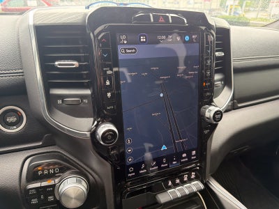 2023 RAM 1500 Laramie Crew Cab 4x4 5'7" Box