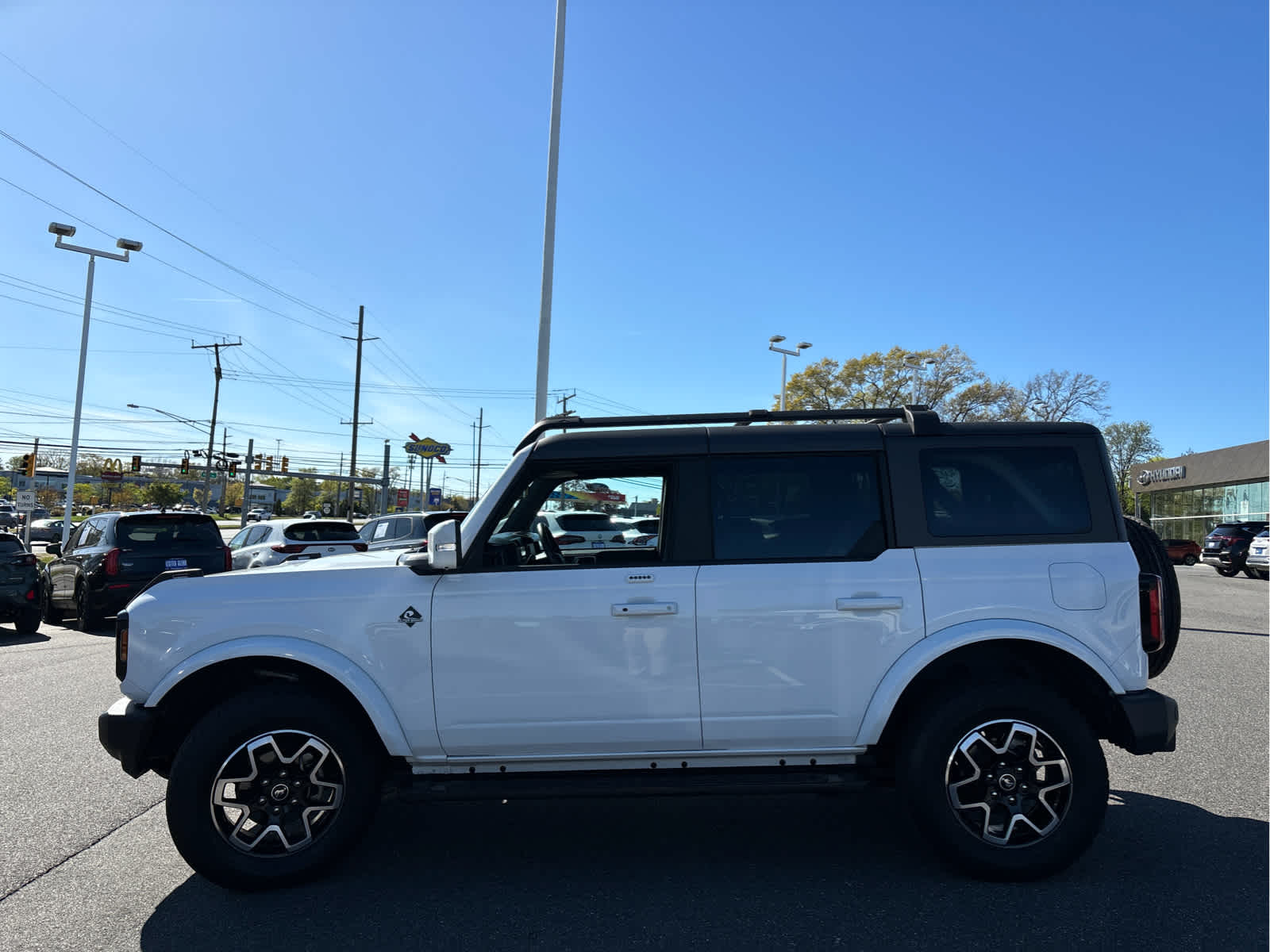 2023 Ford Bronco Base