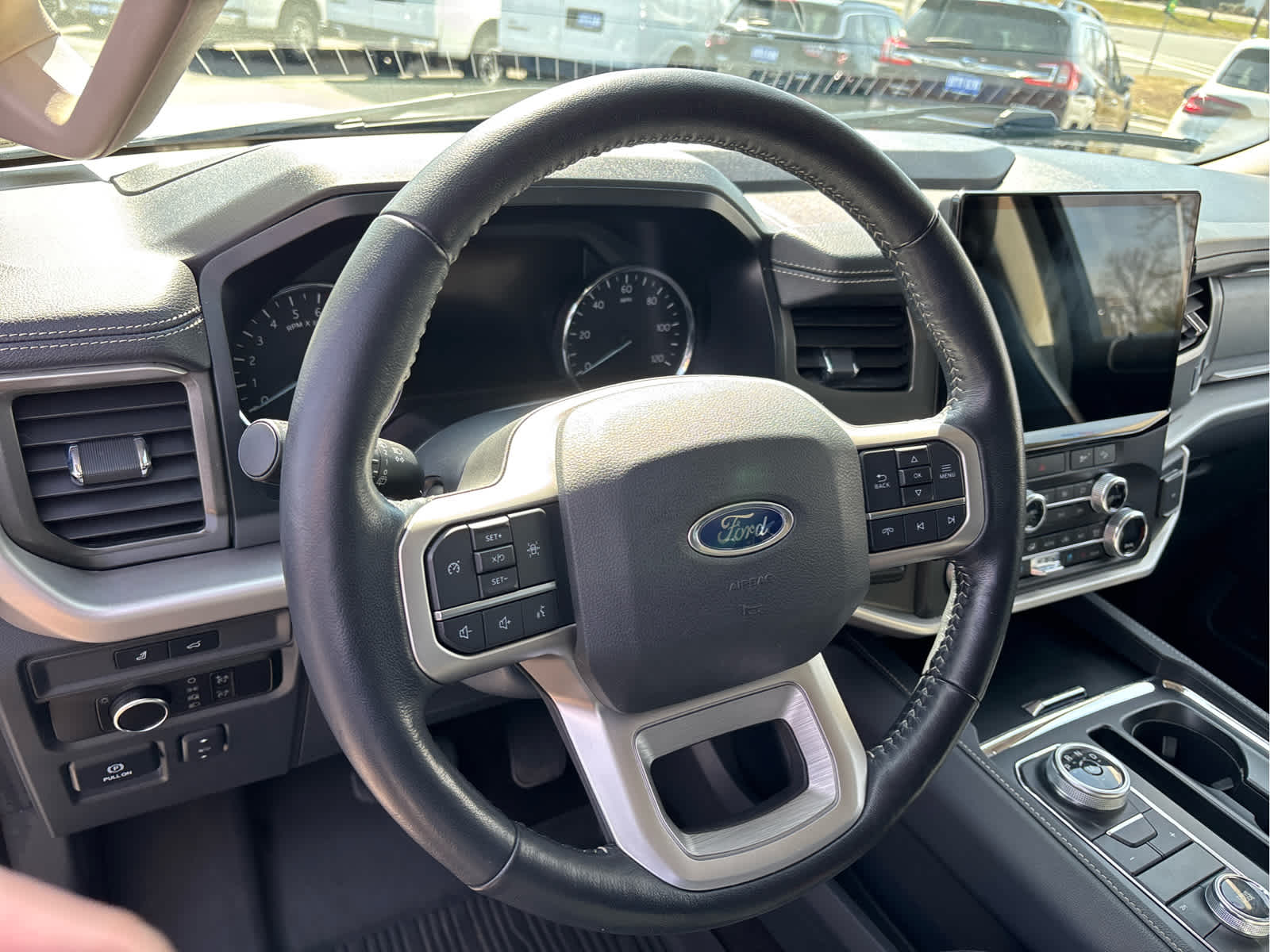 2023 Ford Expedition XLT