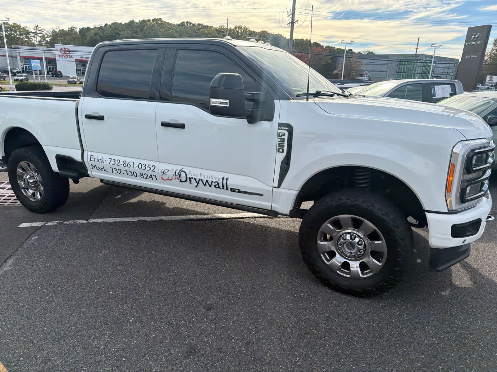 2023 Ford Super Duty F-350 SRW XL