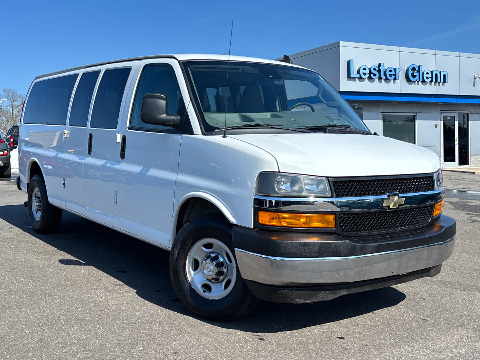 2019 Chevrolet Express Passenger 3500 LT