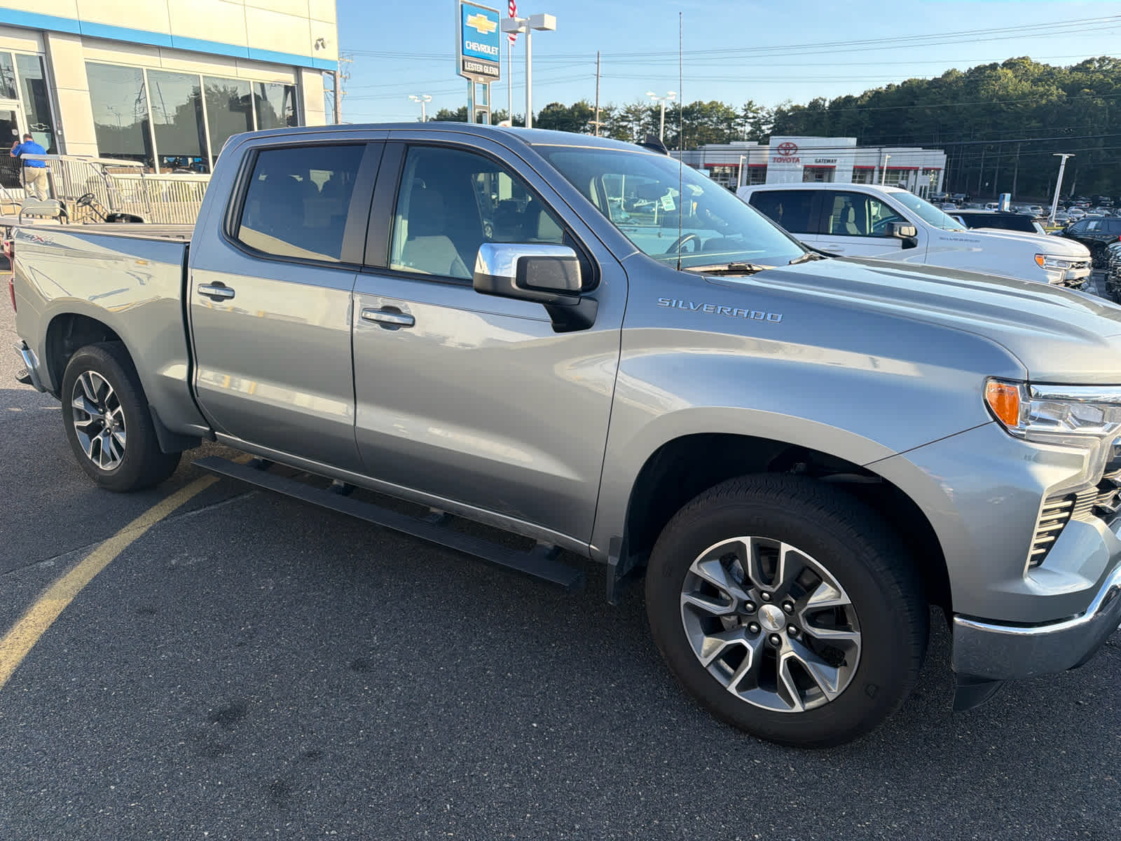 2024 Chevrolet Silverado 1500 LT (2FL)