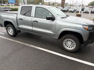 2024 Chevrolet Colorado WT