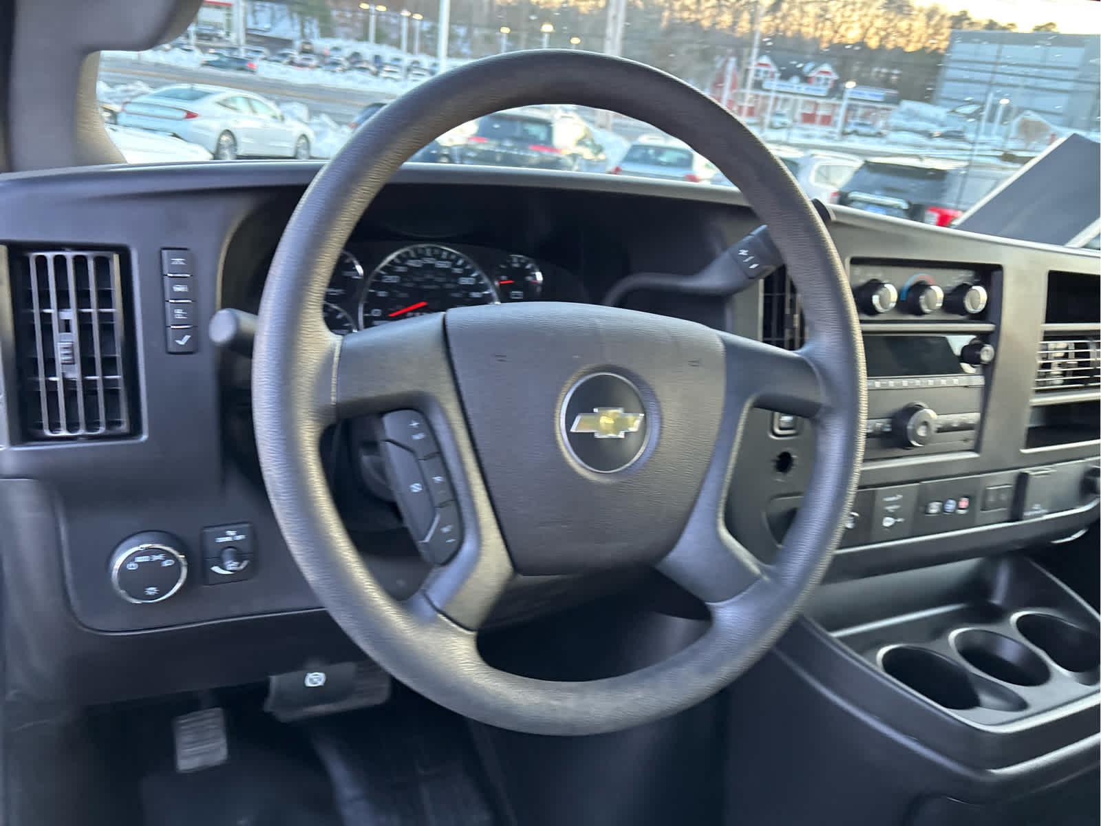 2024 Chevrolet Express Cargo 2500 WT