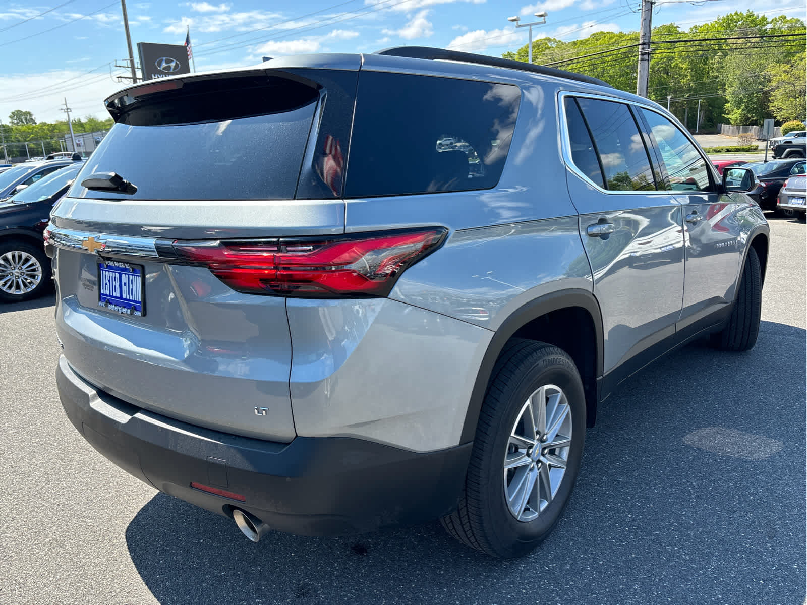 2023 Chevrolet Traverse LT Cloth