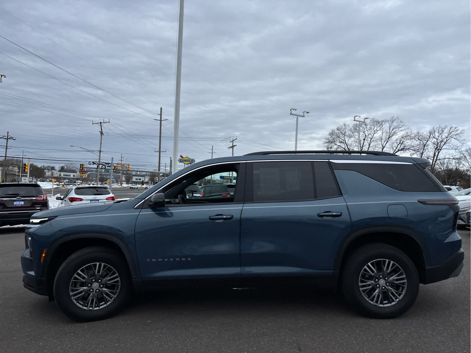 2024 Chevrolet Traverse LT