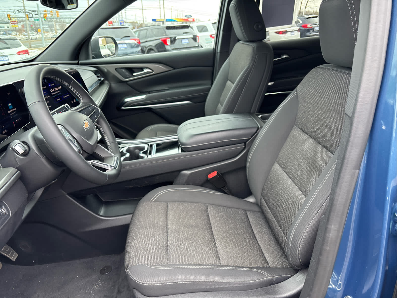 2024 Chevrolet Traverse LT