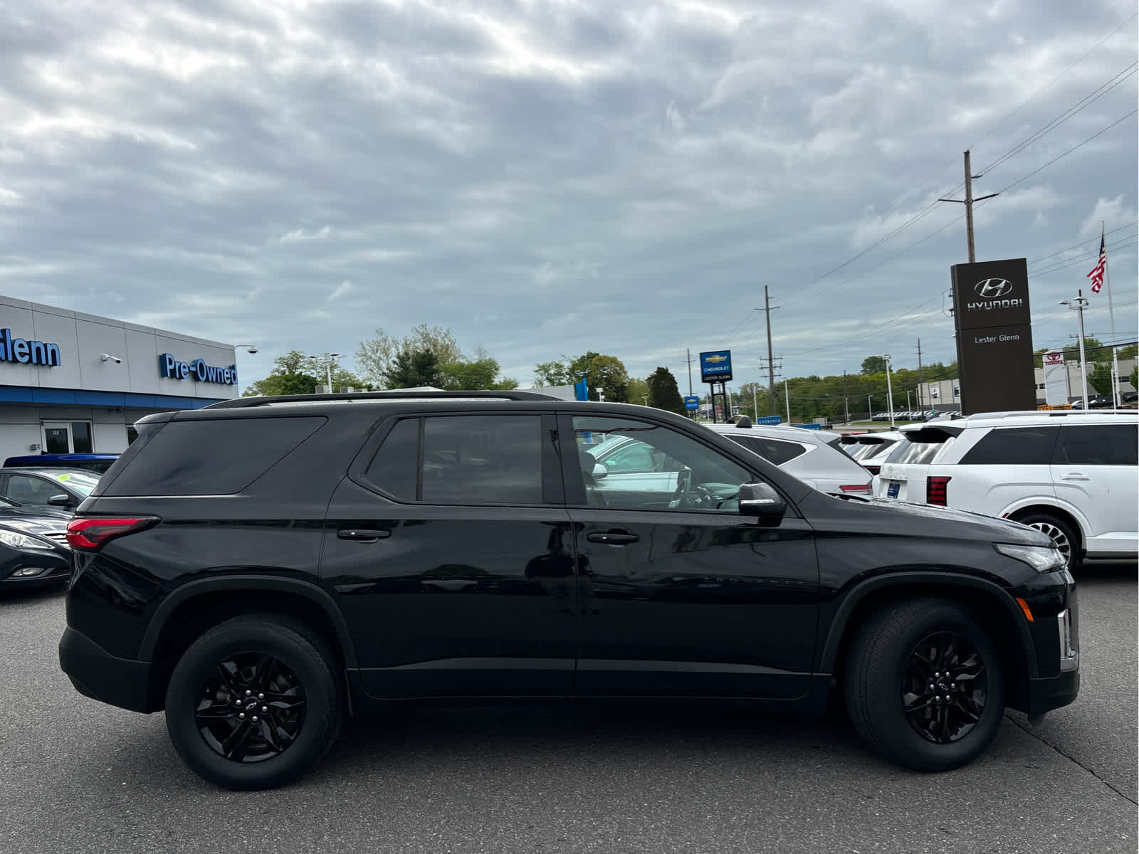 2023 Chevrolet Traverse LT Cloth
