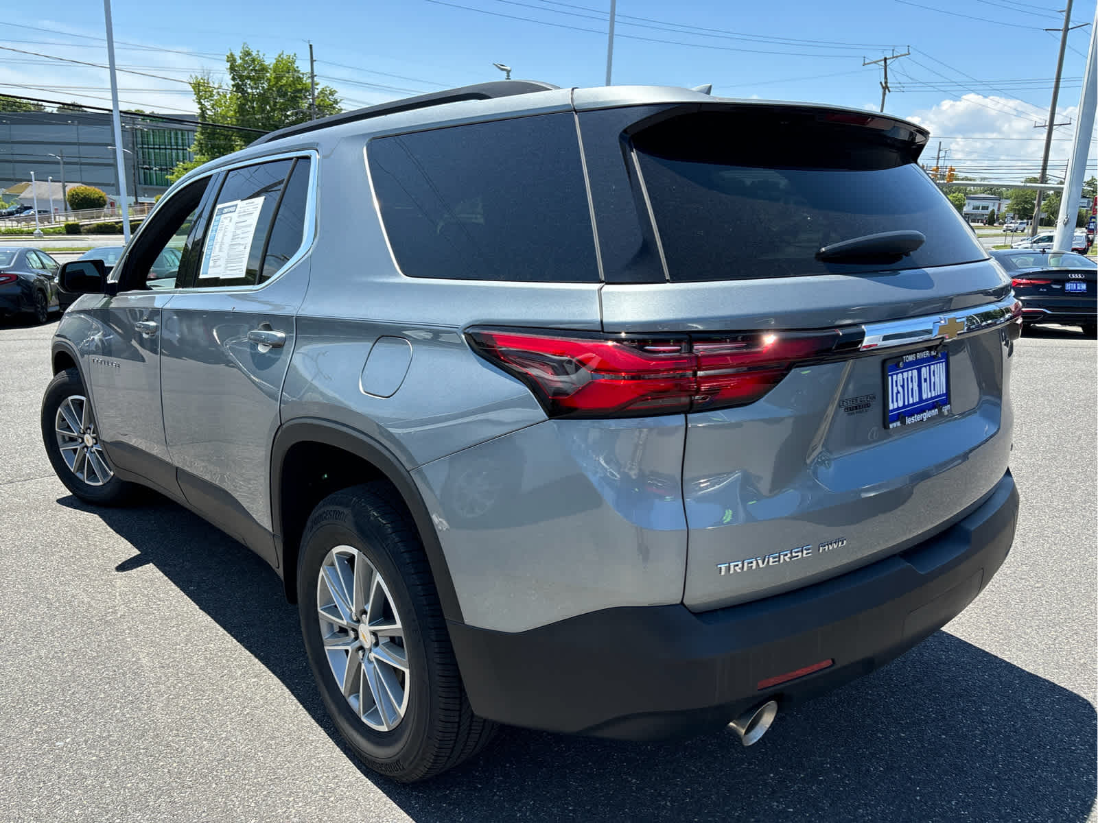 2023 Chevrolet Traverse LT Cloth