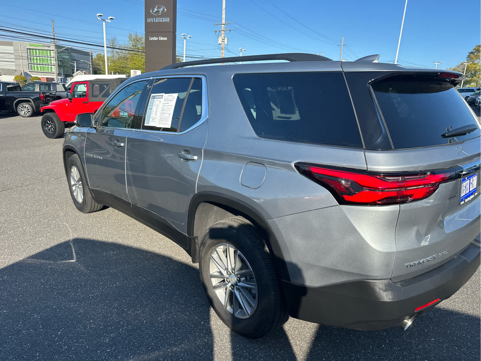 2023 Chevrolet Traverse LT Cloth