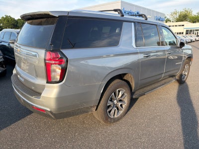 2023 Chevrolet Suburban LT