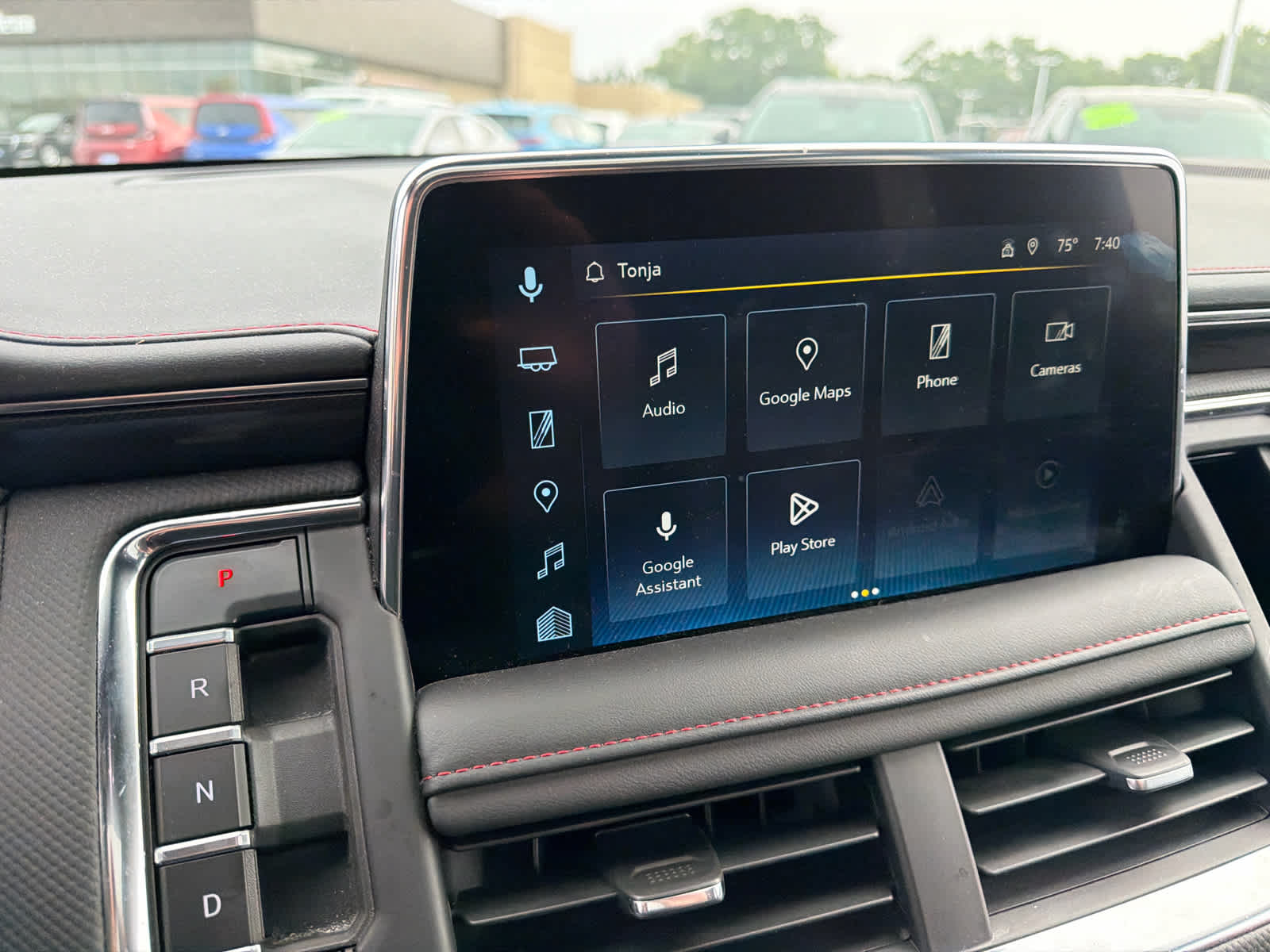 2024 Chevrolet Suburban RST