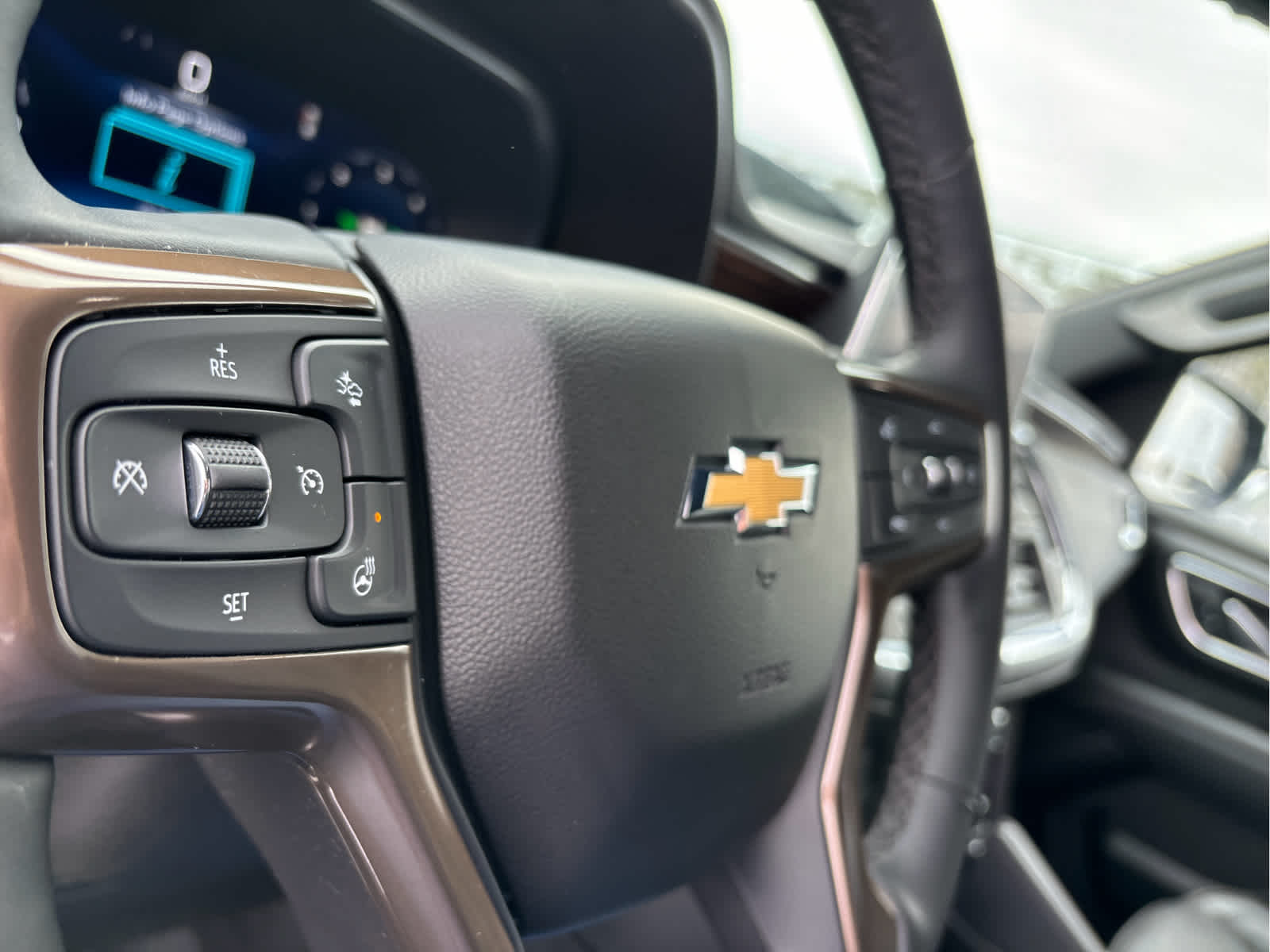 2023 Chevrolet Suburban High Country