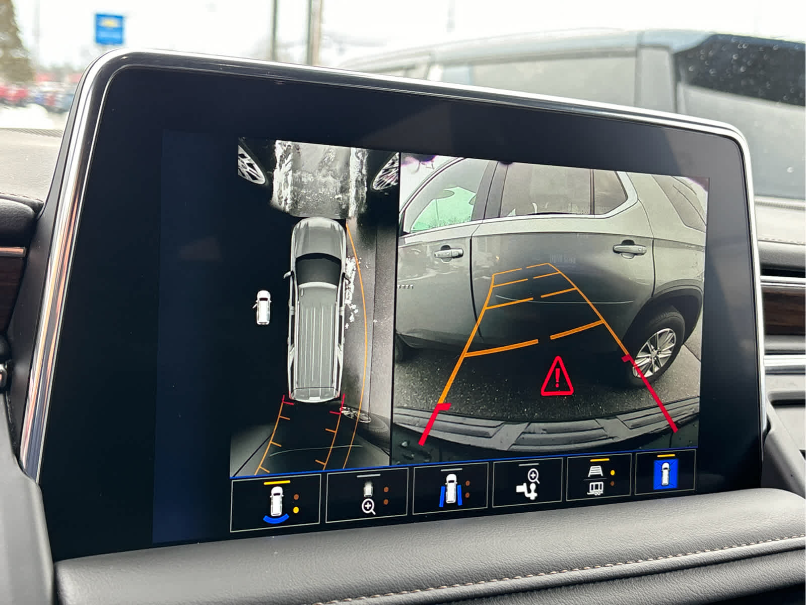 2023 Chevrolet Suburban High Country