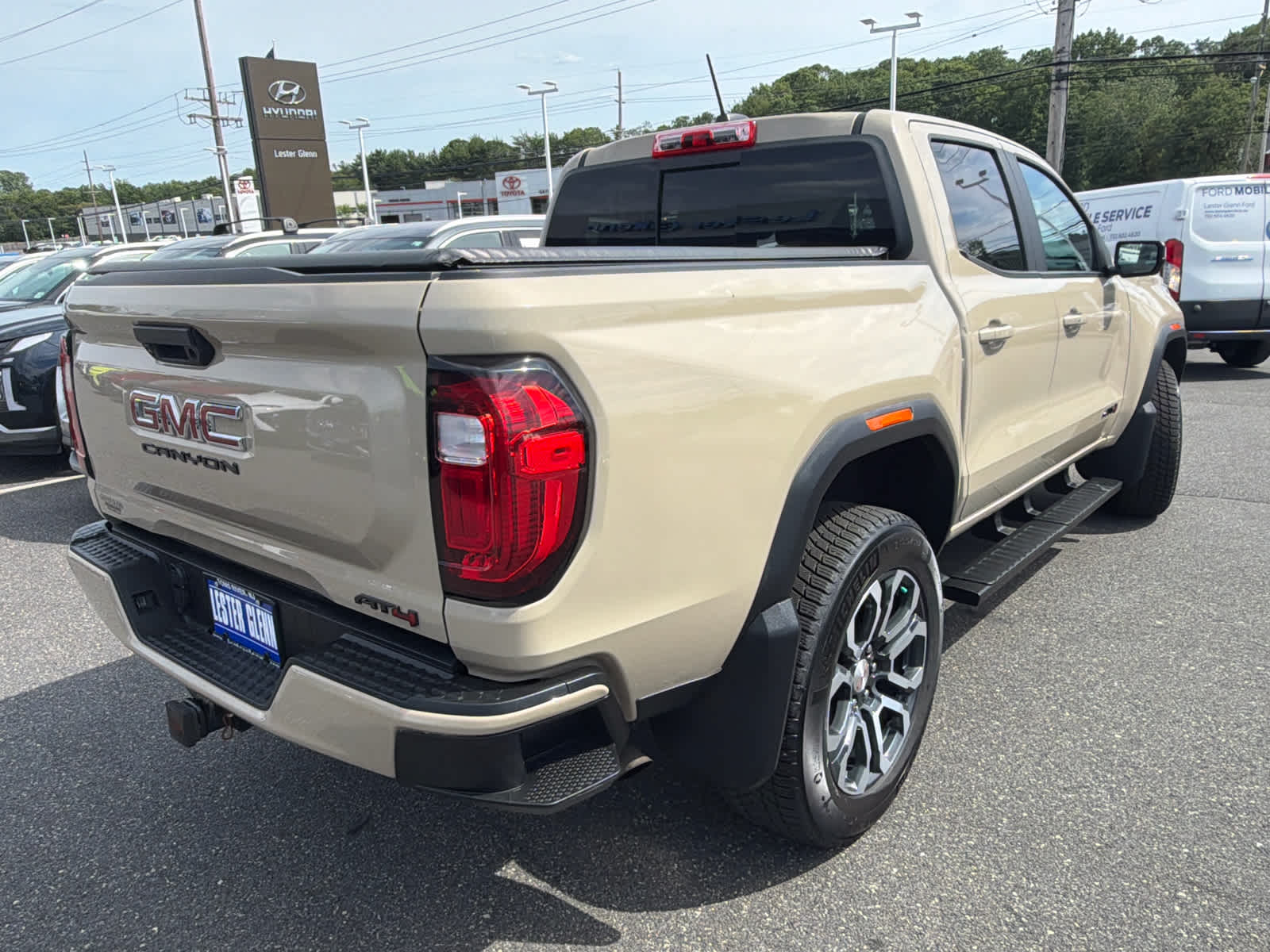 2024 GMC Canyon AT4