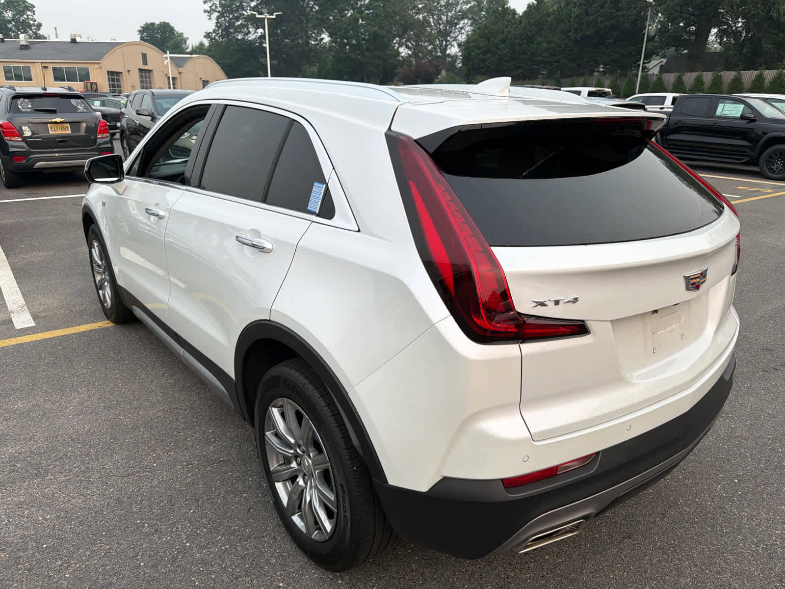 2023 Cadillac XT4 Premium Luxury
