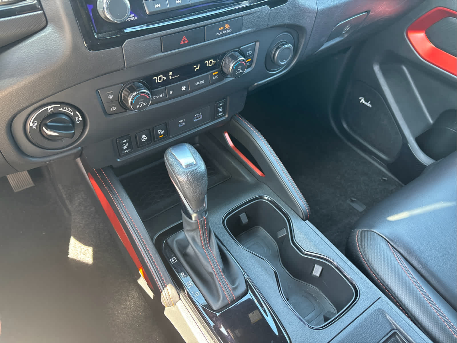 2023 Nissan Frontier Crew Cab PRO-4X 4x4