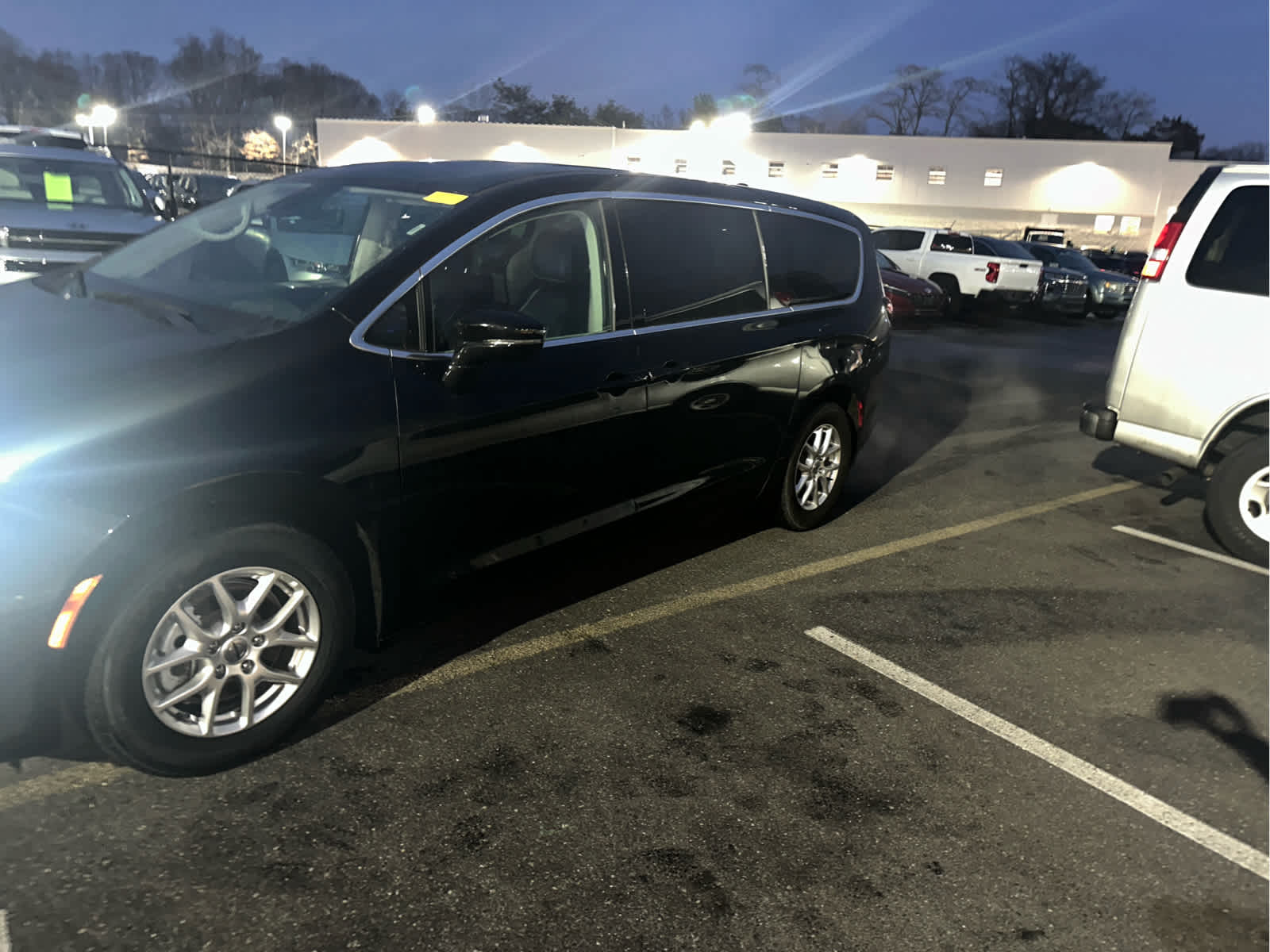 2024 Chrysler Pacifica Touring L