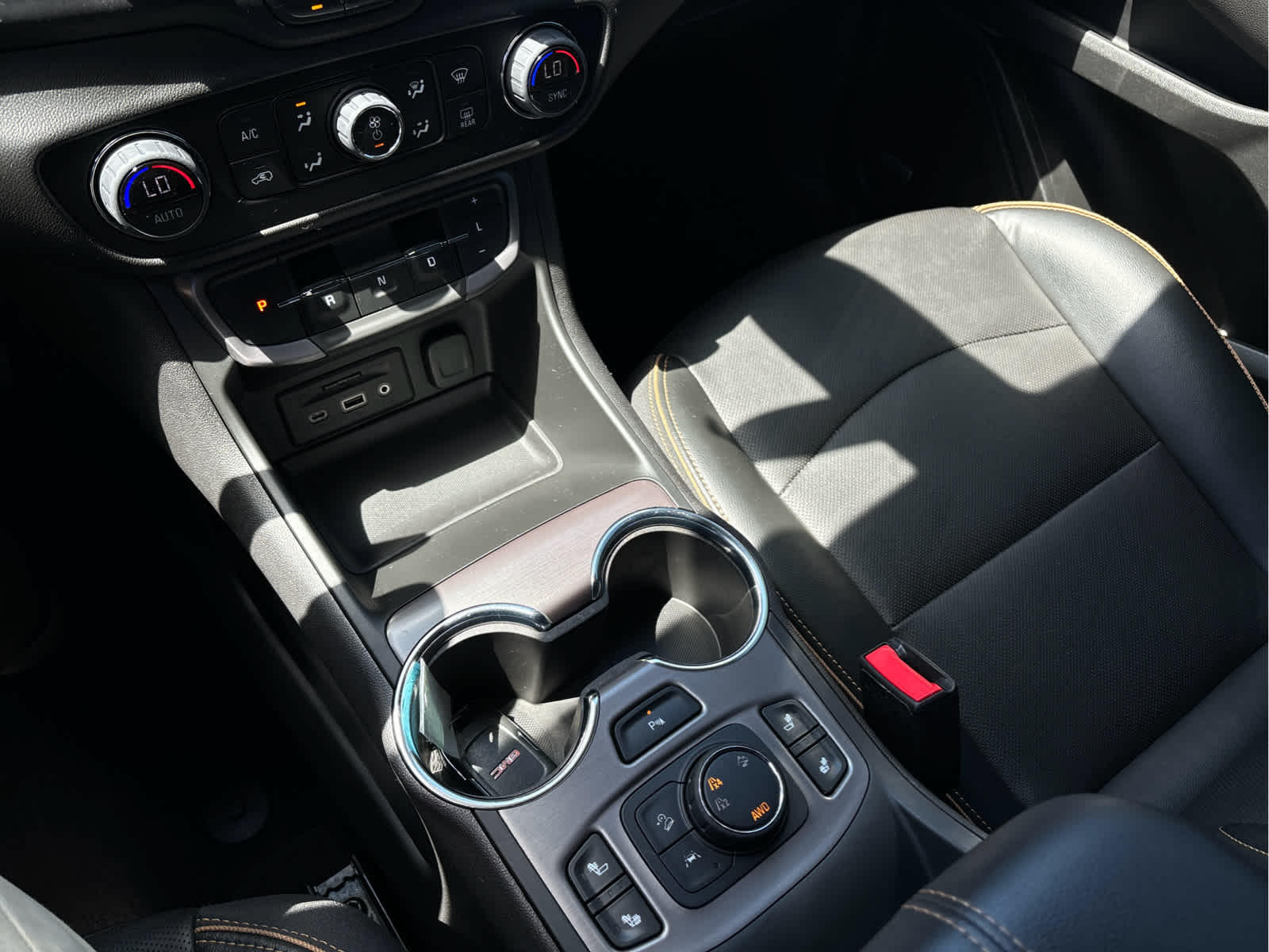 2023 GMC Terrain AT4