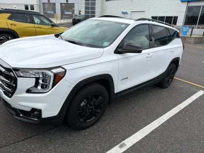 2024 GMC Terrain AT4