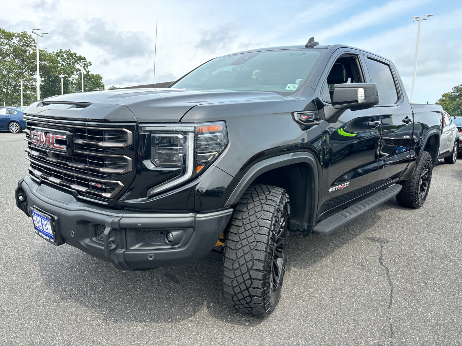 2023 GMC Sierra 1500 AT4X