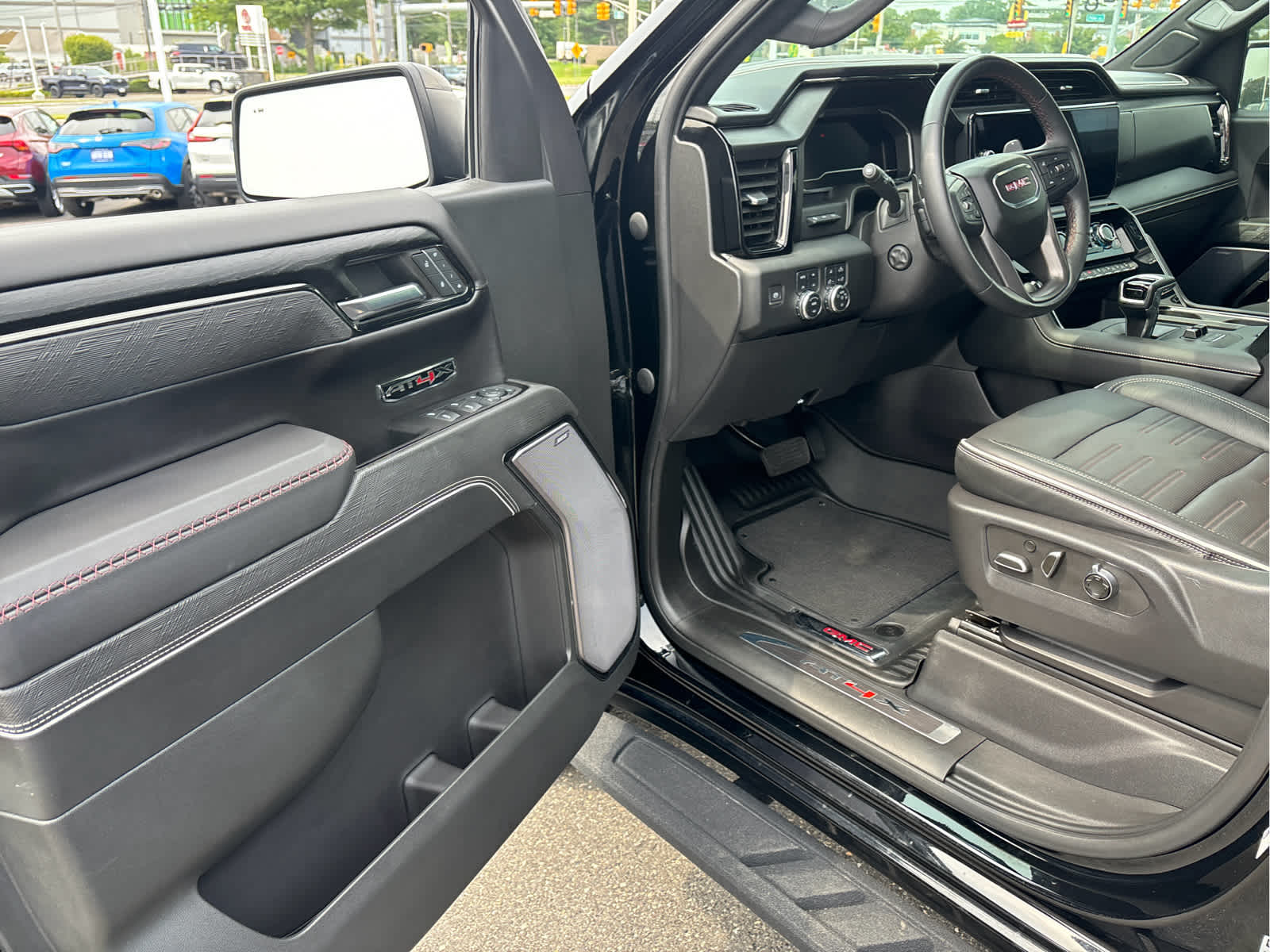 2023 GMC Sierra 1500 AT4X