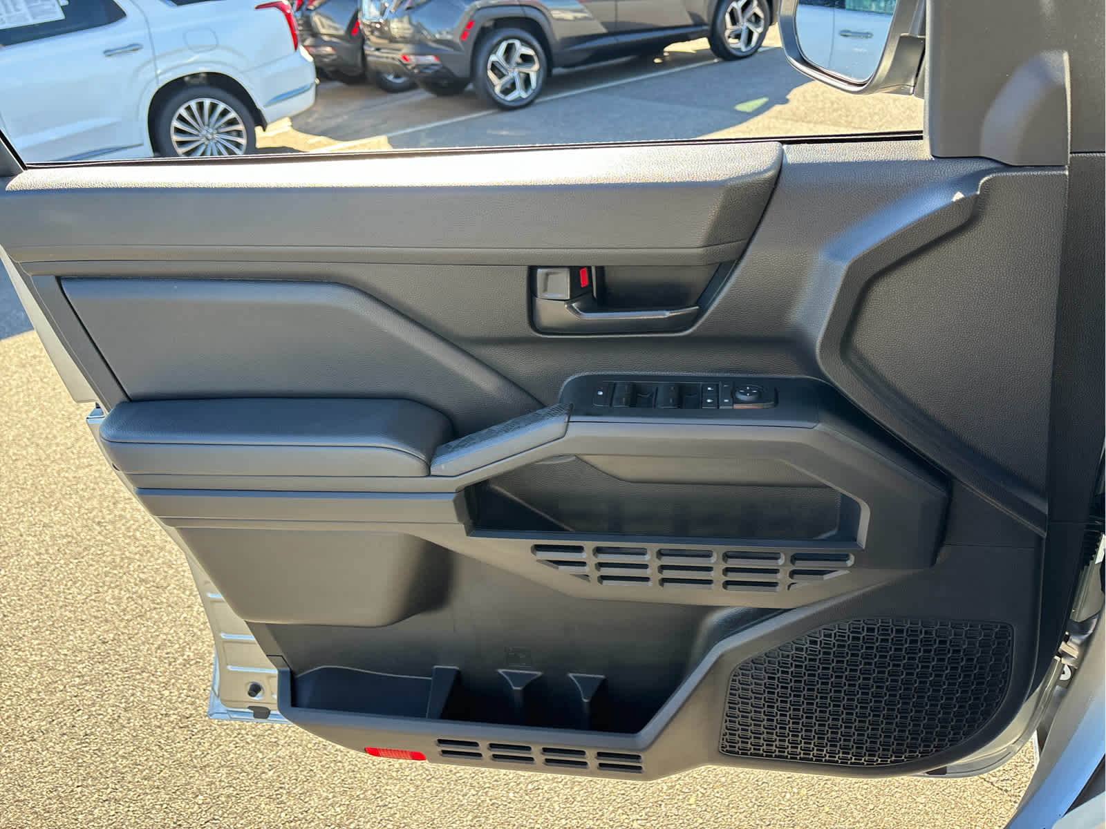 2024 Toyota Tacoma 4WD SR