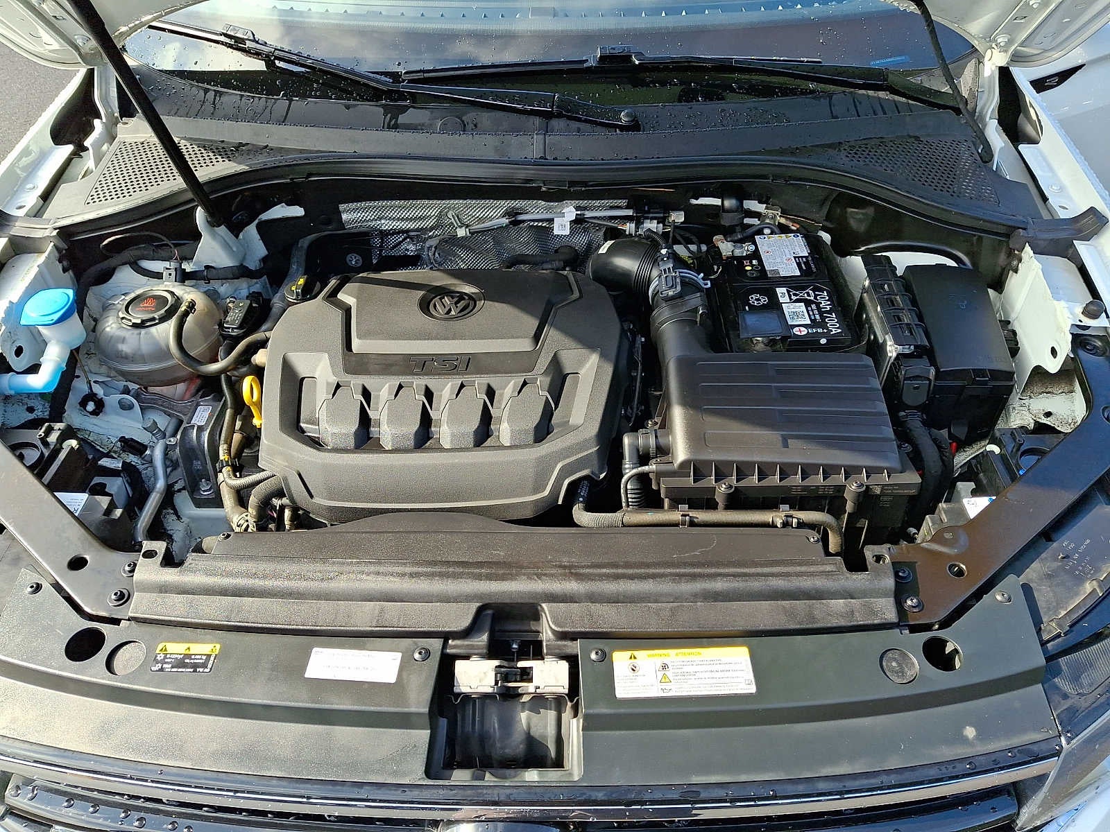 2024 Volkswagen Tiguan 2.0T SE R-Line Black